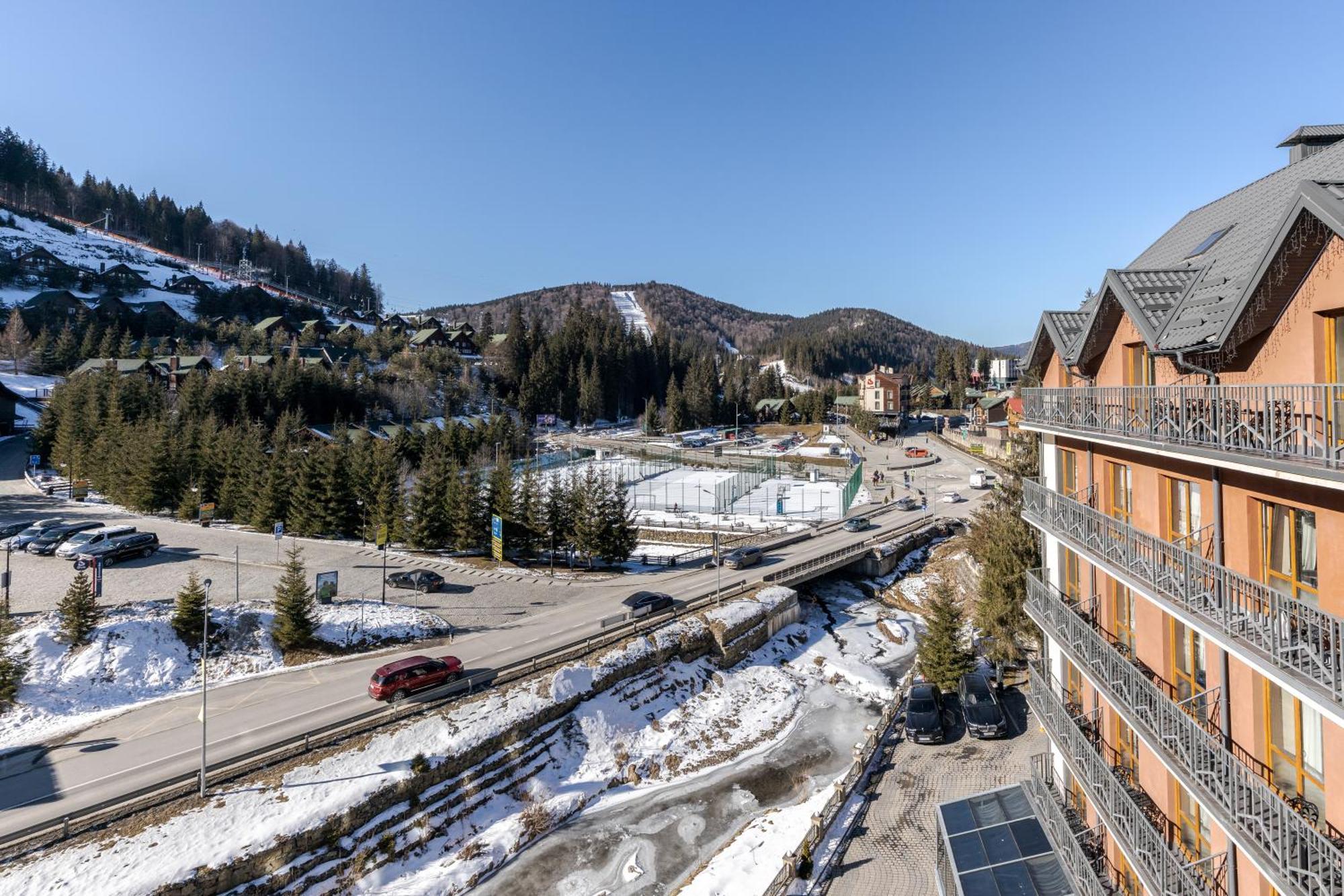 Marmaros Apart-Hotel & Spa Bukovel Extérieur photo